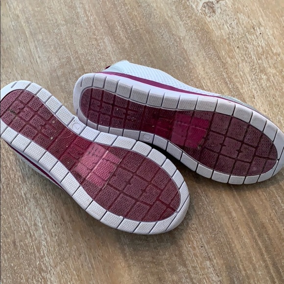 Runners - Picture 2 of 6